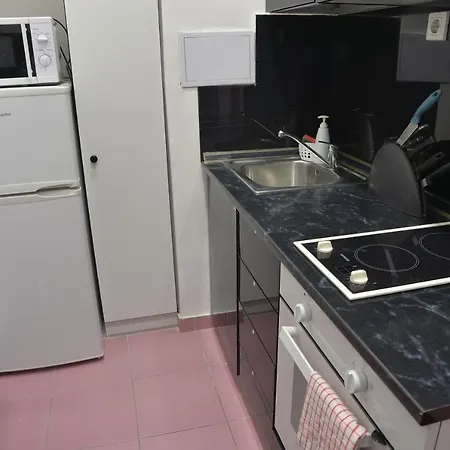 호텔 카토나 아파트먼트 *