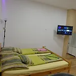 Katona * Budapeste